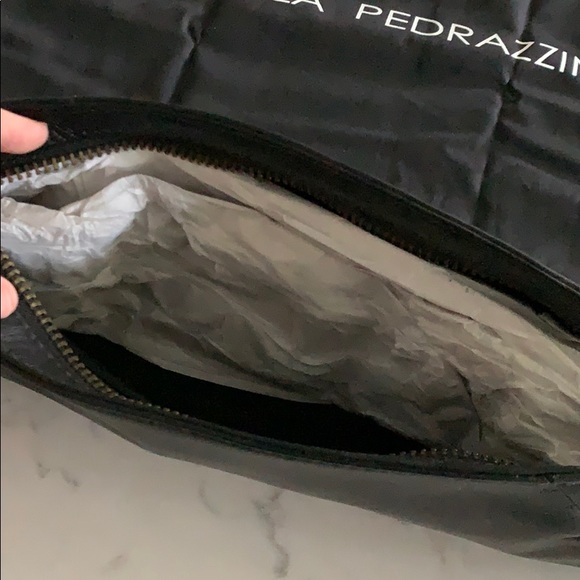 Black leather clutch - Picture 6 of 7